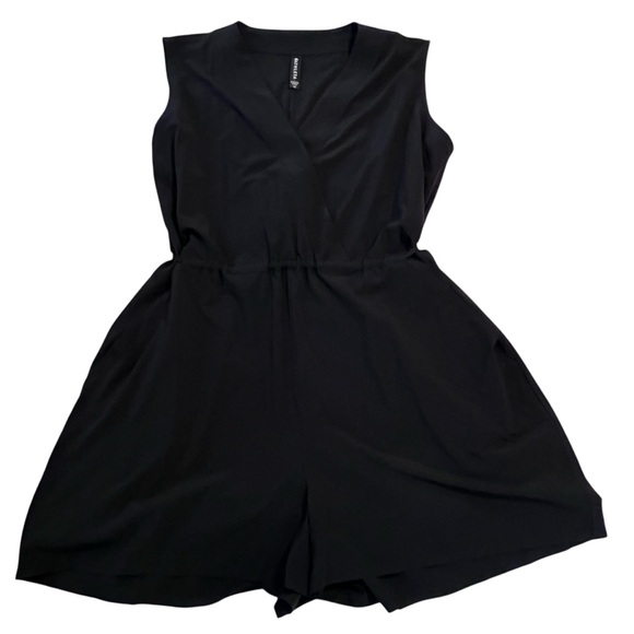 ATHLETA MARLOW ROMPER - Picture 1 of 4